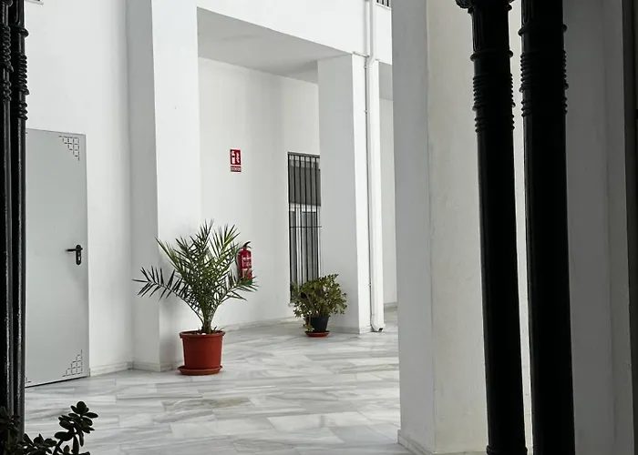 Daire Karisma Alcázar *