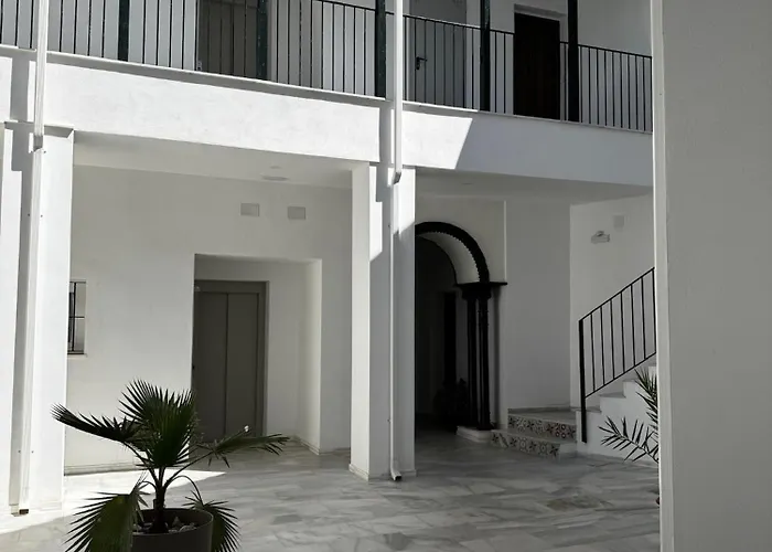 Karisma Alcázar Daire *