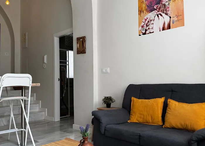 Daire Karisma Alcázar *